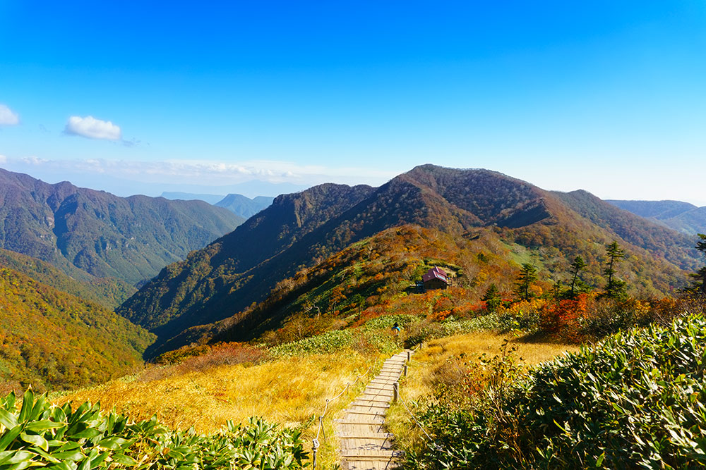 平標山登山は初心者にもおすすめ 越後湯沢からバスアクセス くろねこ人生旅行記